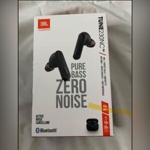 JBL Tune 230nc